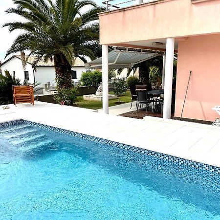 D&A Apartment With Private Swimming Pool Pula Ngoại thất bức ảnh