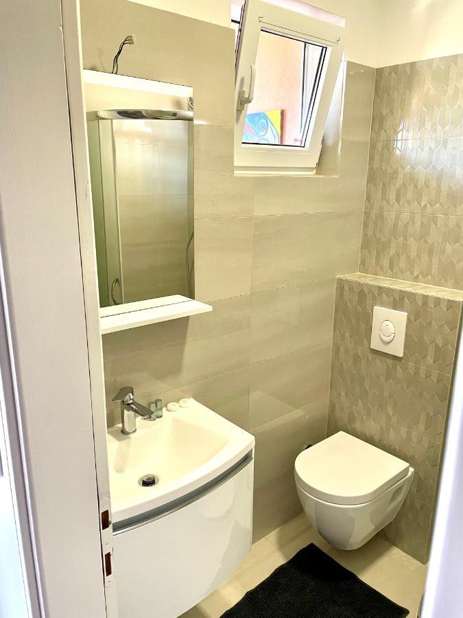 D&A Apartment With Private Swimming Pool Pula Ngoại thất bức ảnh