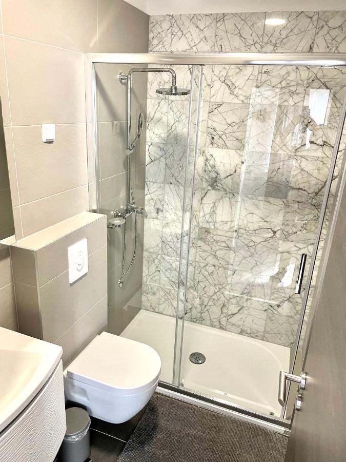 D&A Apartment With Private Swimming Pool Pula Ngoại thất bức ảnh